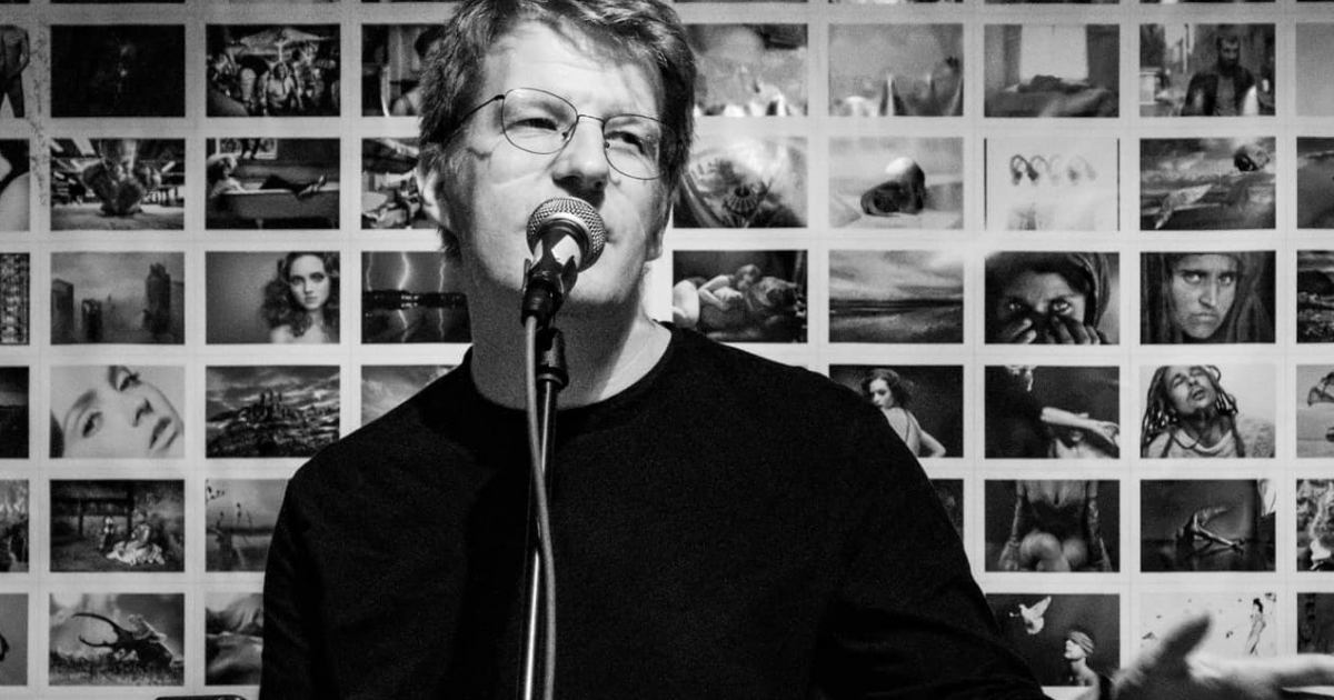 Csíkszeredai származású költő kapta a Romániai Írók Szövetségének Dsida Jenő-díját